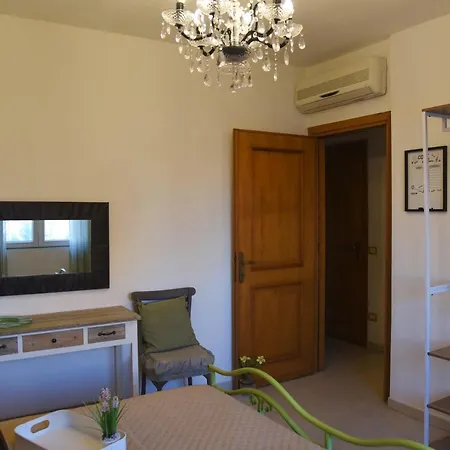 Holiday home Solemare - Camera Sughero Olbia